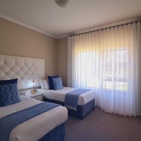 2 On Lismore Guesthouse Tokai 외부 사진