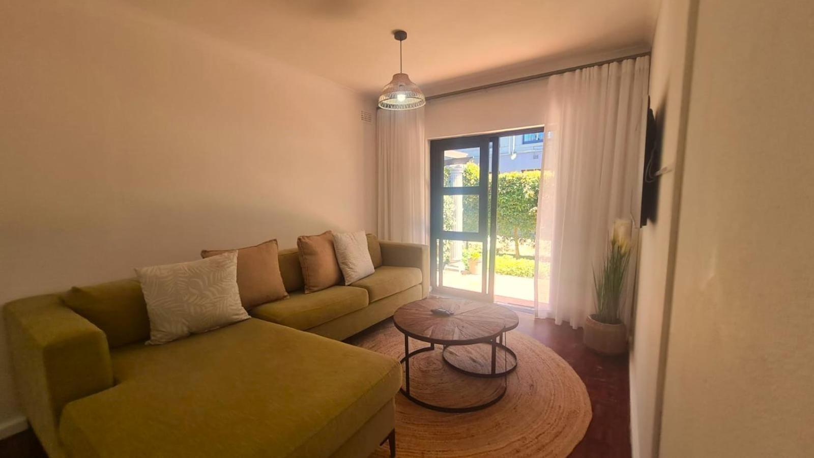 2 On Lismore Guesthouse Tokai 외부 사진