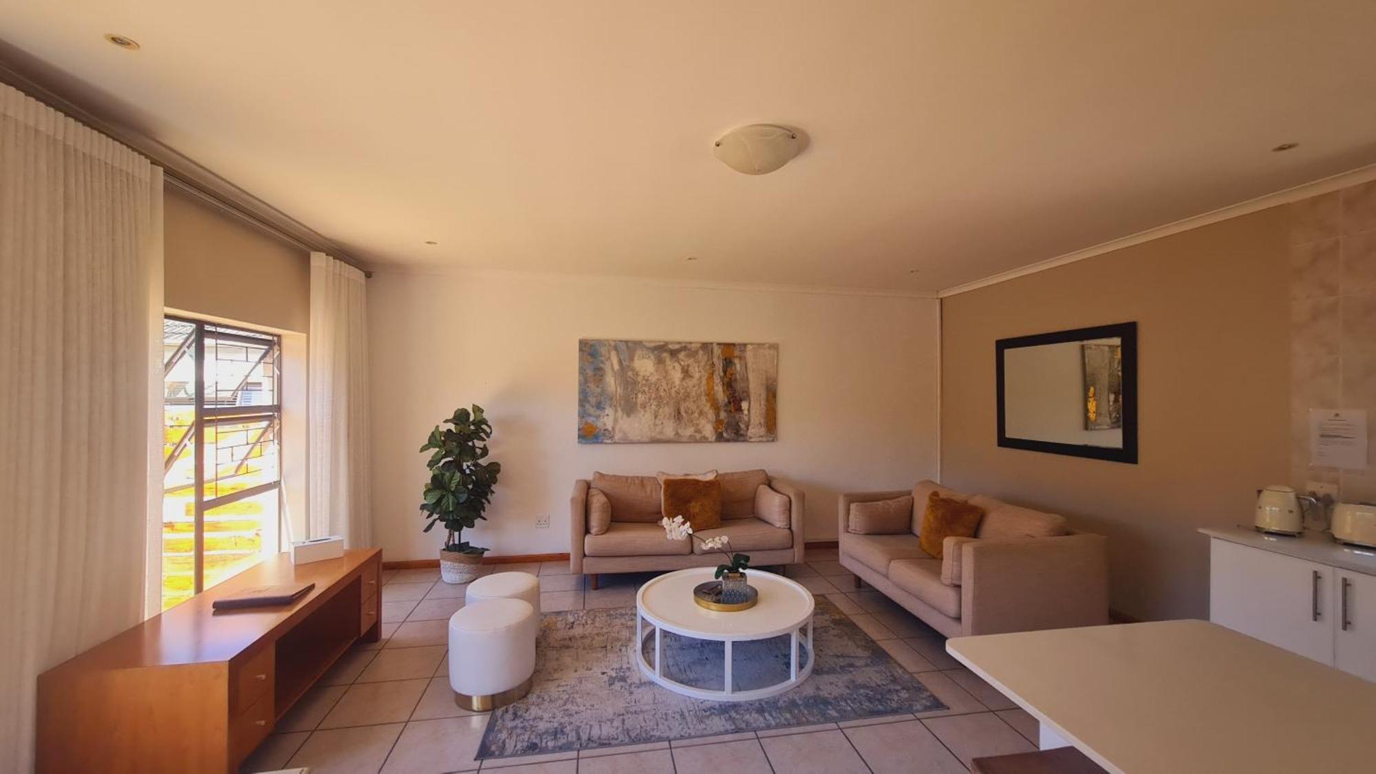 2 On Lismore Guesthouse Tokai 외부 사진
