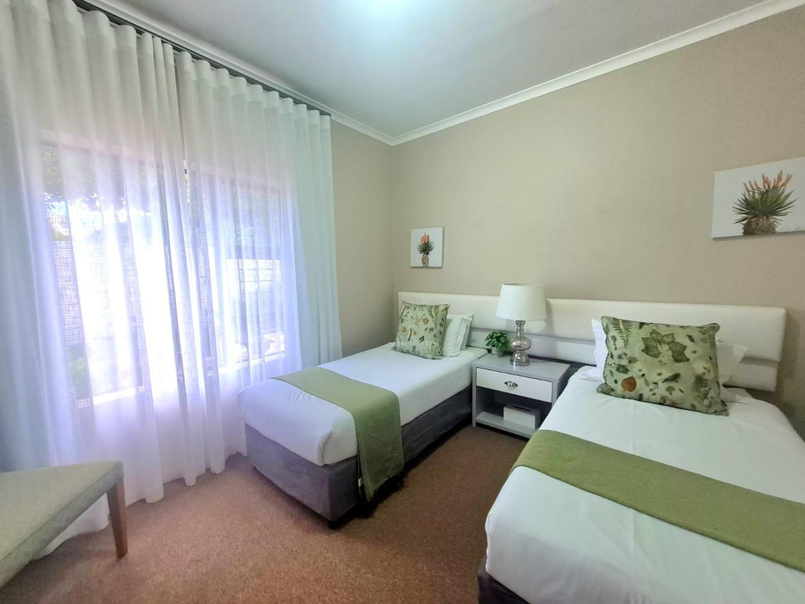 2 On Lismore Guesthouse Tokai 외부 사진
