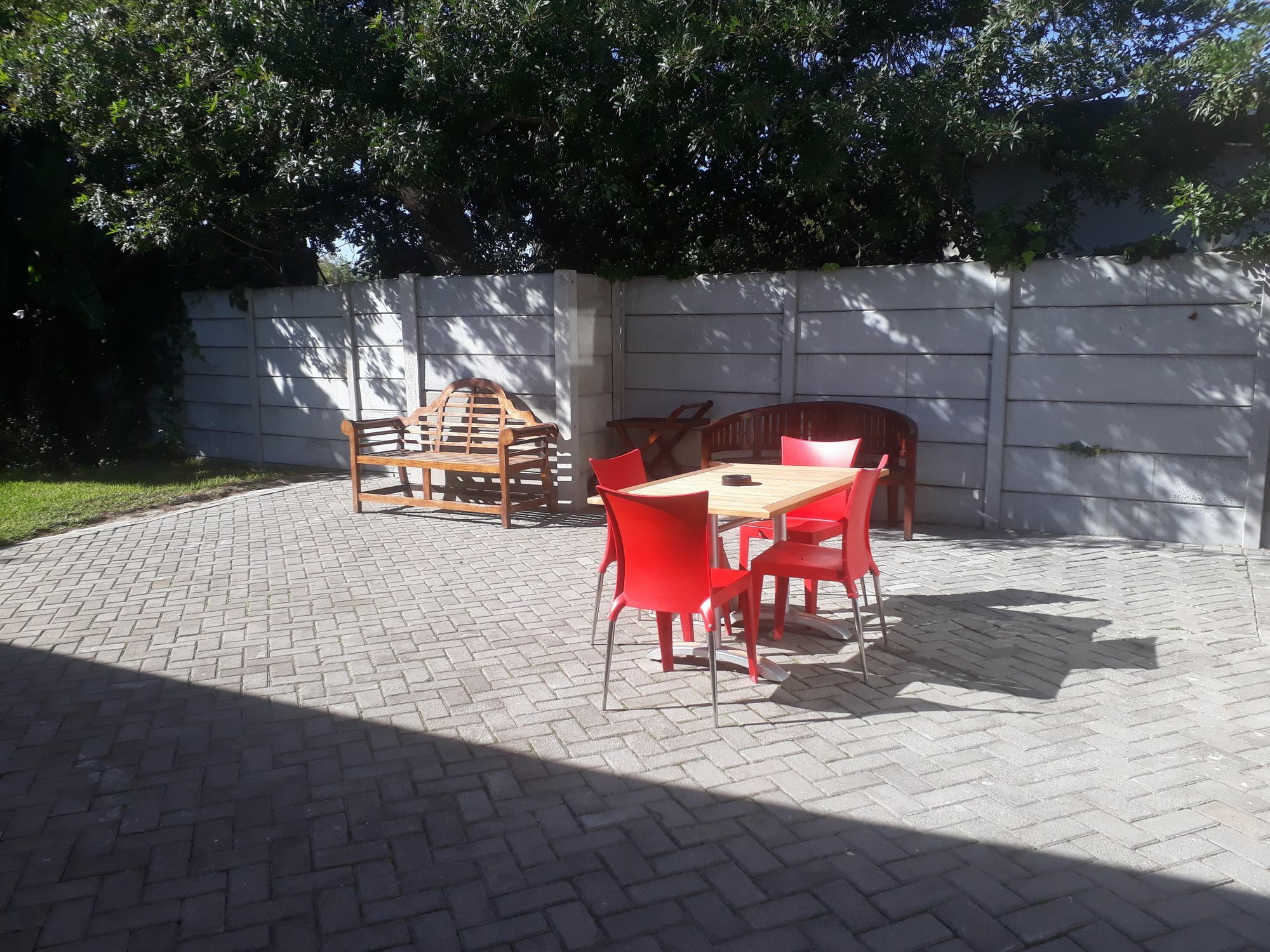 2 On Lismore Guesthouse Tokai 외부 사진